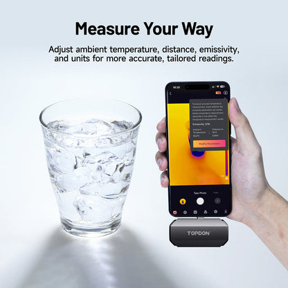 TOPDON TC002C Duo measuring temperature with a glass of water